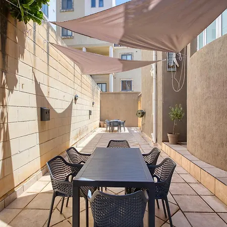 Valley View - Private With Balcony By Sf Homes R1 * Saint Julian's
