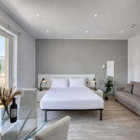 Valley View - Private With Balcony By Sf Homes R1 * Saint Julian's